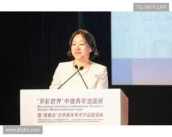 南沙南英湾区青年足球队奋勇拼搏共绘青春绿茵梦想新篇章