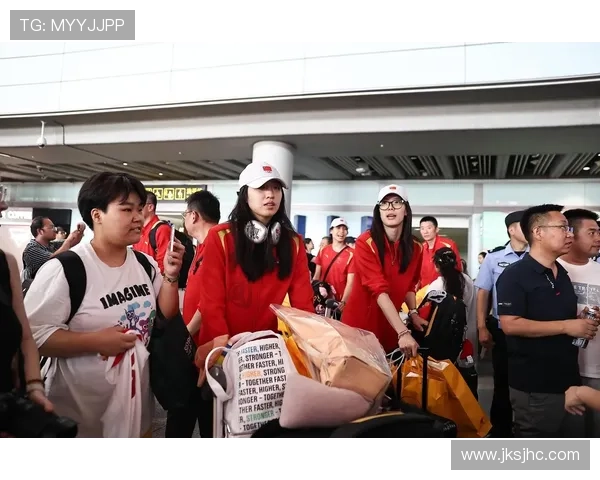 中国女排逆转取胜挺进决赛展现团队力量点燃全国球迷热情 中国女排逆转取胜挺进决赛展现团队力量点燃全国球迷热情