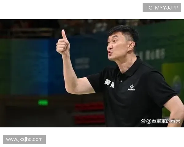 中国男篮备战世界杯 新教练策略引关注 球员状态成关键因素