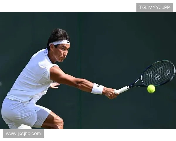 中国新星横扫世界名将掀起热议网球赛场再现青春风暴 中国新星横扫世界名将掀起热议网球赛场再现青春风暴