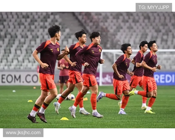 中国足球队迎战强敌备战世界杯预选赛 新阵容备受期待成绩能否突围