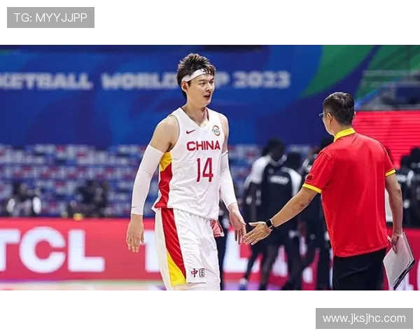 中国男篮逆袭获胜，王哲林单场砍下35分助力队伍晋级亚锦赛四强