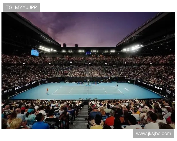 全球网球赛季迎来新星崛起 今年四大满贯赛事精彩纷呈 全球网球赛季迎来新星崛起 今年四大满贯赛事精彩纷呈