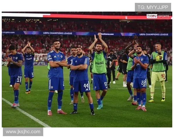 欧冠小组赛精彩对决即将开启豪门球队备战激烈争夺晋级名额