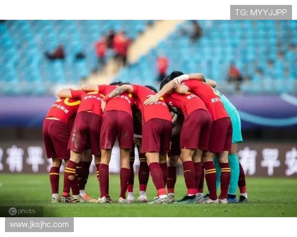 瓦伦西亚俱乐部重回巅峰之路打造新球队崛起计划 瓦伦西亚俱乐部重回巅峰之路打造新球队崛起计划