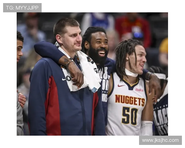 热火队核心复出带领球队再度掀起东部竞争新高潮备受球迷热情期待