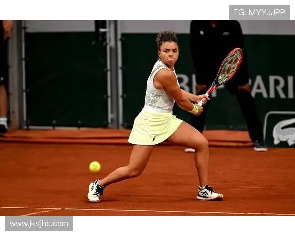 网球世界迎来新星 崭露头角的年轻选手打破历史记录冲击大满贯