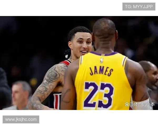 詹姆斯领衔湖人逆转火箭季前赛 库兹马伤退影响球队表现