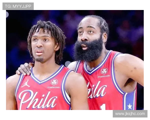 NBA最新动态：詹姆斯复出领军湖人迎战雄鹿哈登加盟76人助力冲击总冠军