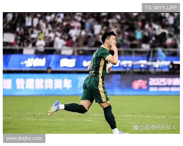 新赛季中超焦点战落幕强队争锋展现中国足球新气象与未来发展方向