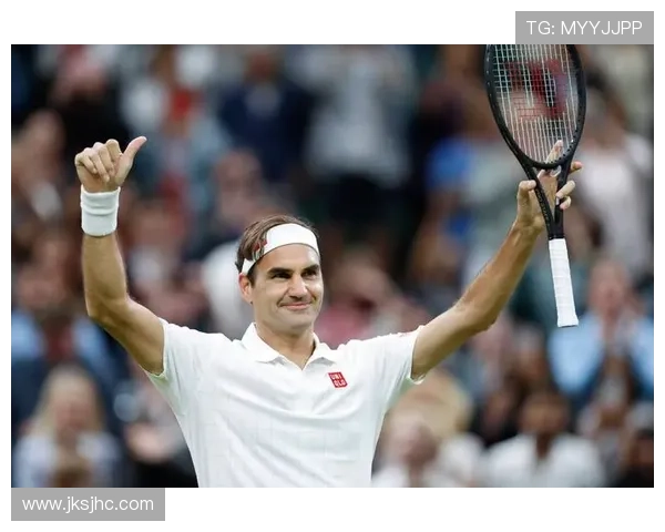 费德勒宣布退役后首次公开亮相 见证网球新时代的开启 费德勒宣布退役后首次公开亮相 见证网球新时代的开启