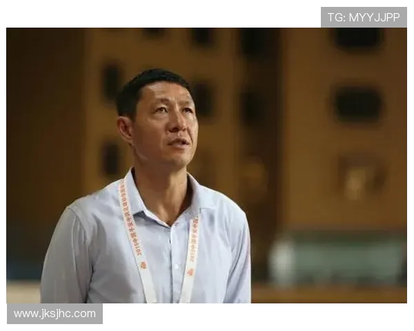 谢菲联足球俱乐部发展历程与成就解析:从辉煌到挑战的足球故事 谢菲联足球俱乐部发展历程与成就解析:从辉煌到挑战的足球故事